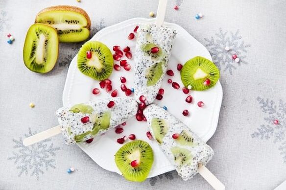 ijs met kiwi en chiazaden voor je favoriete dieet